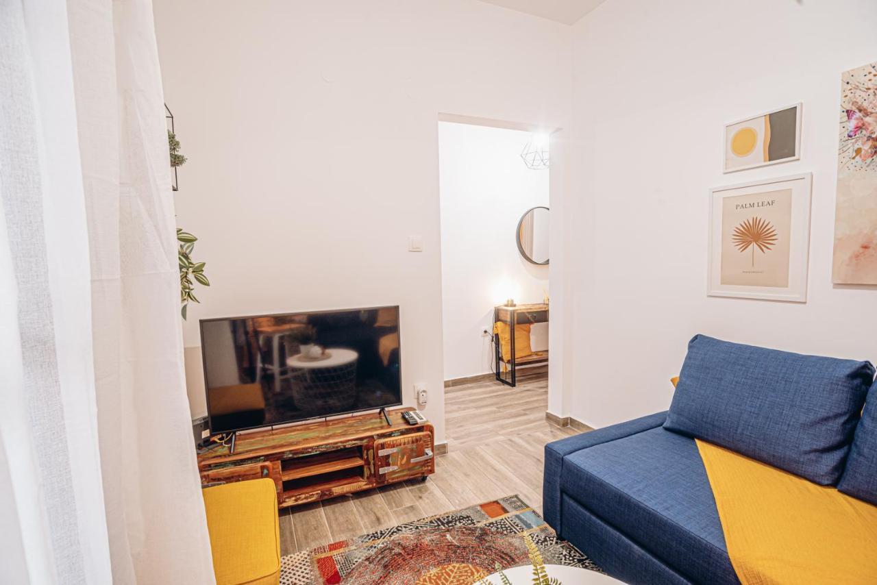 Retro Boutique Apt W Balcony In Historical Area Apartment Thessaloníki Luaran gambar