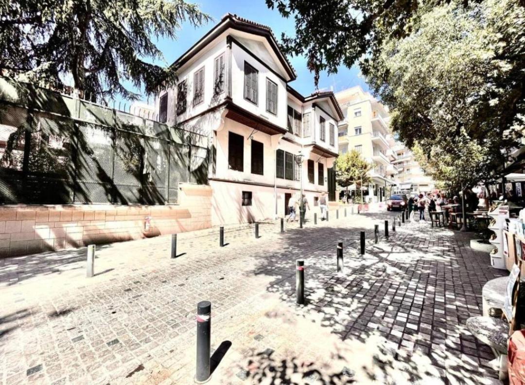 Retro Boutique Apt W Balcony In Historical Area Apartment Thessaloníki Luaran gambar